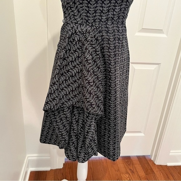 The Limited Strapless Ruffle Mini Formal Dress In Black And White Size 0 - Picture 3 of 16